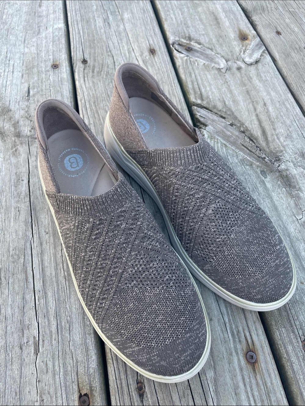 Bzees Slip-On Knit Loafers
